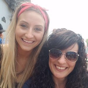 Meet your Posher, Brianna